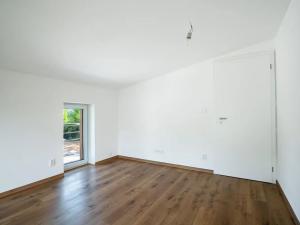 Pronájem domu na klíč, Kamenice, 183 m2