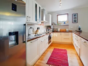 Pronájem bytu 4+kk, Praha - Liboc, Naardenská, 131 m2