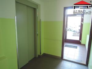 Pronájem bytu 2+kk, Praha - Bohnice, Poznaňská, 43 m2
