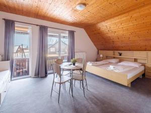 Pronájem rodinného domu, Frymburk - Kovářov, Kovářov, 365 m2