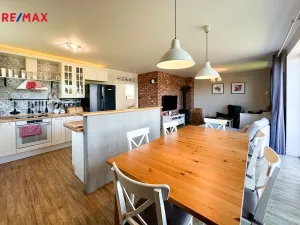 Prodej rodinného domu, Chaloupky, 154 m2