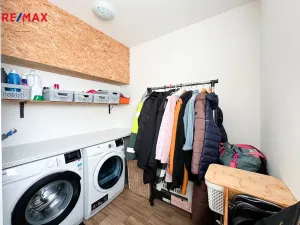 Prodej rodinného domu, Chaloupky, 154 m2