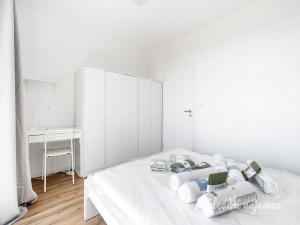 Pronájem bytu 2+kk, Praha - Kyje, Za černým mostem, 37 m2