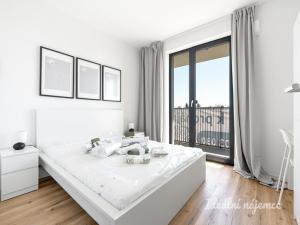 Pronájem bytu 2+kk, Praha - Kyje, Za černým mostem, 37 m2