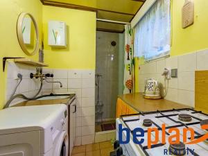 Prodej chaty, Kyselka, 30 m2