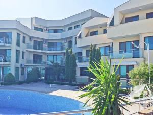 Prodej bytu 3+kk, Topola, Bulharsko, 109 m2