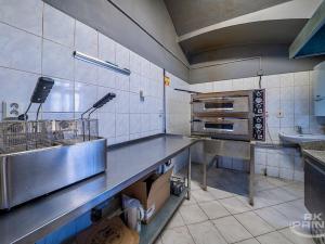 Pronájem restaurace, Praha - Hlubočepy, Na Zlíchově, 70 m2