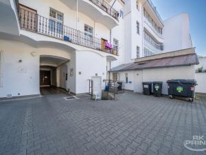 Pronájem restaurace, Praha - Hlubočepy, Na Zlíchově, 70 m2
