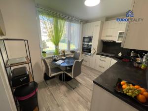 Prodej bytu 4+1, Mariánské Lázně, Tepelská, 80 m2