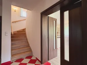 Prodej rodinného domu, Kolová, 144 m2