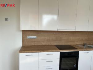 Pronájem bytu 2+1, Zlín, Dlouhá, 56 m2