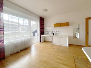 Pronájem bytu 1+kk, Praha - Letňany, Pavla Beneše, 33 m2