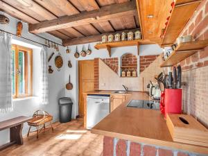Prodej rodinného domu, Meziměstí, 300 m2