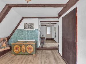 Prodej rodinného domu, Meziměstí, 300 m2