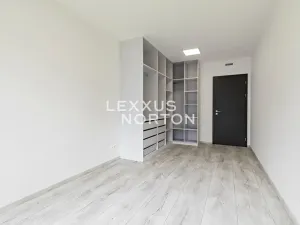 Pronájem bytu 2+kk, Praha - Vysočany, Stejnosměrná, 61 m2