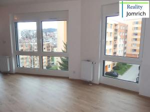 Pronájem bytu 2+kk, Liberec, Na Perštýně, 45 m2