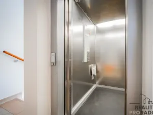 Prodej bytu 4+kk, Praha - Stodůlky, Raichlova, 167 m2