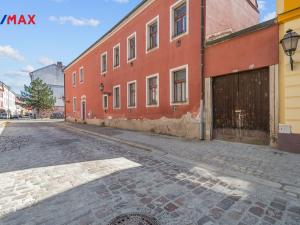 Pronájem historického objektu, Hradec Králové, Tomkova, 1502 m2