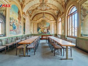 Pronájem historického objektu, Hradec Králové, Tomkova, 1502 m2