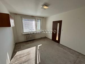 Prodej bytu 3+1, Olomouc, Varšavské nám., 70 m2