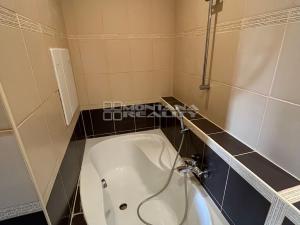 Prodej bytu 3+1, Olomouc, Varšavské nám., 70 m2