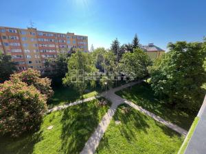 Prodej bytu 3+1, Olomouc, Varšavské nám., 70 m2