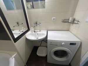 Pronájem bytu 3+1, Praha - Michle, Přímětická, 70 m2