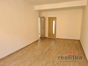 Pronájem bytu 2+1, Opava - Město, Pekařská, 56 m2