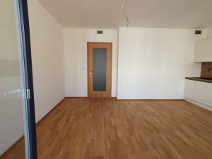 Pronájem bytu 2+kk, Praha - Vysočany, Smržových, 53 m2