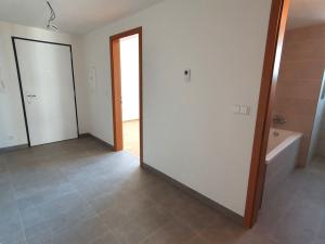 Pronájem bytu 2+kk, Praha - Vysočany, Smržových, 53 m2