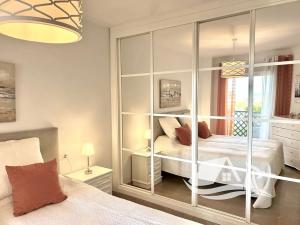 Prodej bytu 3+kk, Estepona, Španělsko, 74 m2