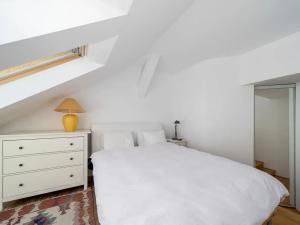 Pronájem bytu 3+1, Praha - Holešovice, Kamenická, 100 m2