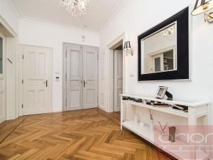 Pronájem bytu 4+1, Praha - Smíchov, Drtinova, 150 m2