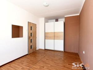 Prodej bytu 3+1, Černčice, 66 m2