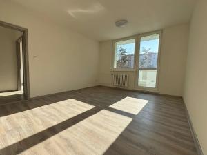 Prodej bytu 3+1, Znojmo, Gagarinova, 75 m2