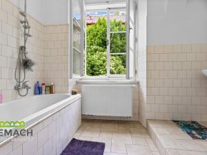 Prodej bytu 2+1, Kuks, 70 m2
