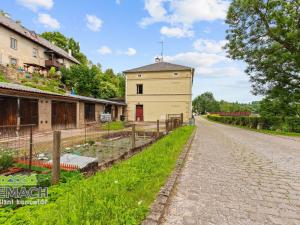 Prodej bytu 2+1, Kuks, 70 m2