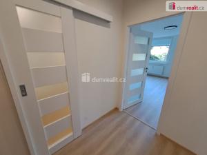 Pronájem bytu 2+kk, Praha - Modřany, Jordana Jovkova, 45 m2