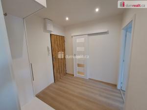 Pronájem bytu 2+kk, Praha - Modřany, Jordana Jovkova, 45 m2
