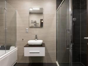 Prodej bytu 3+kk, Karlovy Vary, Mattoniho nábřeží, 78 m2