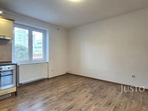 Pronájem bytu 2+kk, Písek, Nádražní, 32 m2