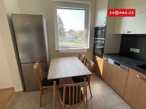 Pronájem bytu 2+1, Zlín - Kudlov, Václavská, 58 m2