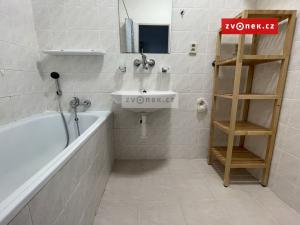 Pronájem bytu 2+1, Zlín - Kudlov, Václavská, 58 m2