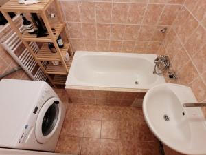 Pronájem bytu 3+kk, Praha - Holešovice, Na Maninách, 81 m2