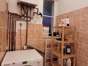 Pronájem bytu 3+kk, Praha - Holešovice, Na Maninách, 81 m2