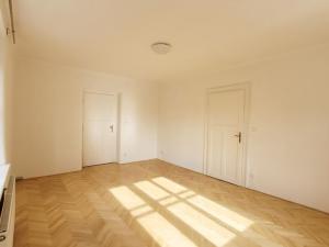 Pronájem bytu 3+kk, Praha - Holešovice, U průhonu, 81 m2