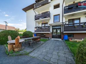 Prodej bytu 3+1, Hrádek, Družstevní, 73 m2