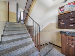 Prodej bytu 3+1, Hrádek, Družstevní, 73 m2