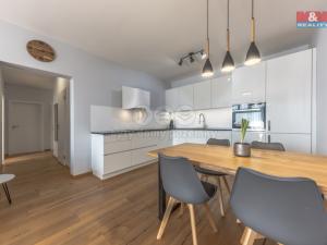 Pronájem bytu 3+kk, Praha - Hostavice, U Hostavického potoka, 69 m2