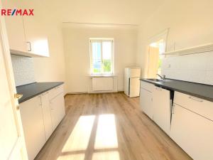 Pronájem bytu 3+1, Praha - Žižkov, Čajkovského, 95 m2